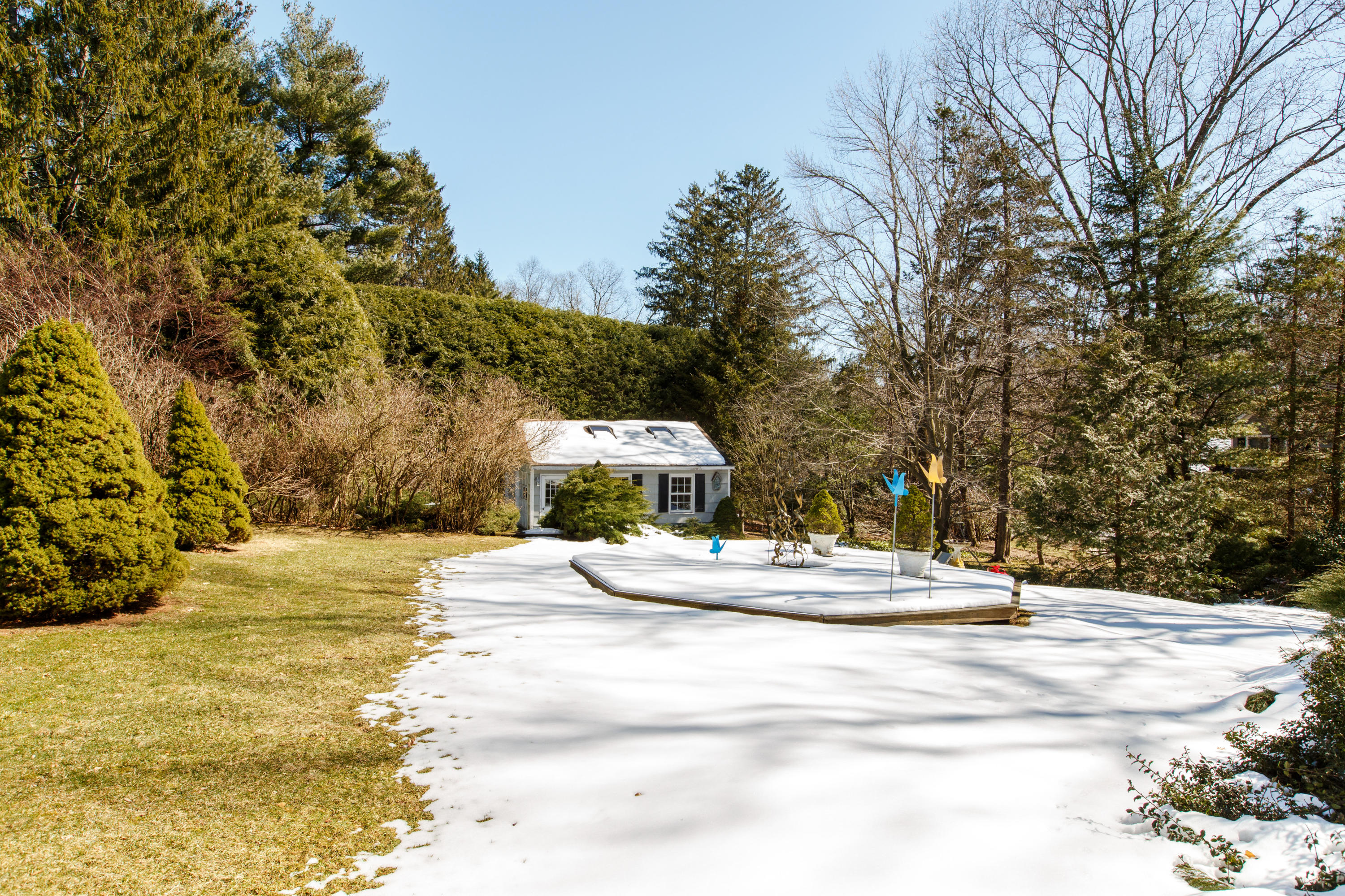19 Interlaken Road Stamford, CT 06903 - Photo 3 of 21 a view of the garden