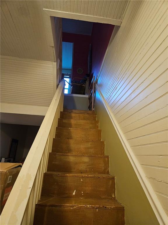 209 Gordon Avenue Calhoun, GA 30701 - Photo 18 of 30 a view of entryway