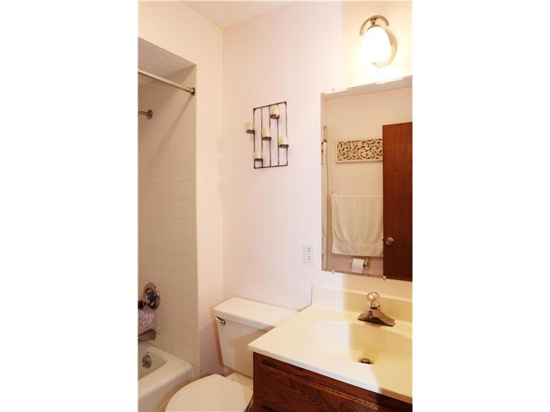 3648 Roxburgh Court North Indianapolis, IN 46234 - Photo 14 of 18 Gallery Image 14