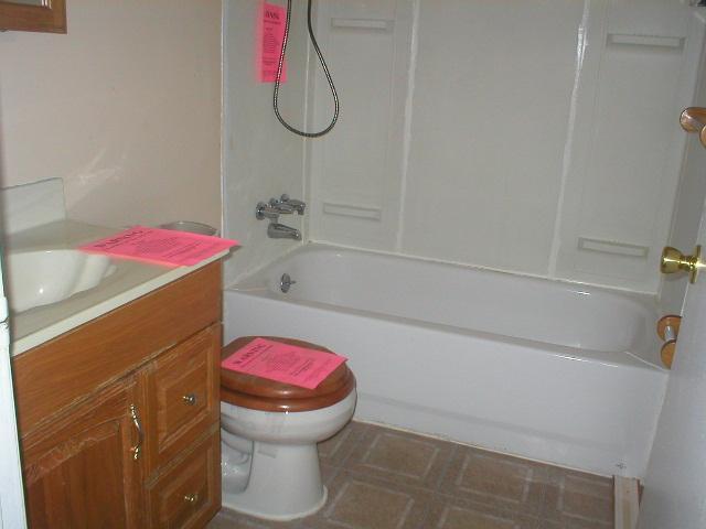 258 East Alcott Road Columbus, OH 43207 - Photo 4 of 4 Gallery Image 4