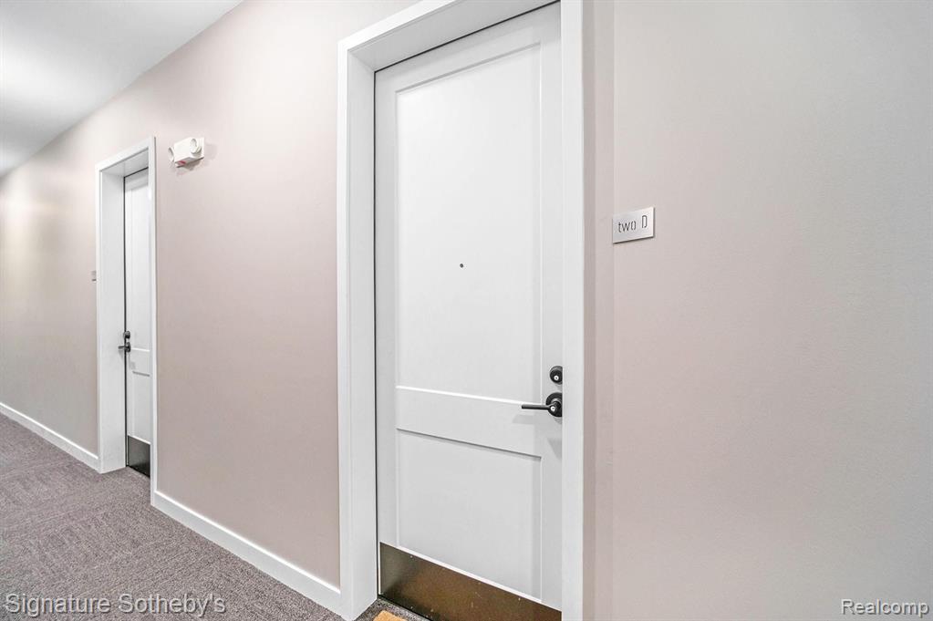 804 North Main Street, Unit 2D Rochester, MI 48307 - Photo 21 of 25