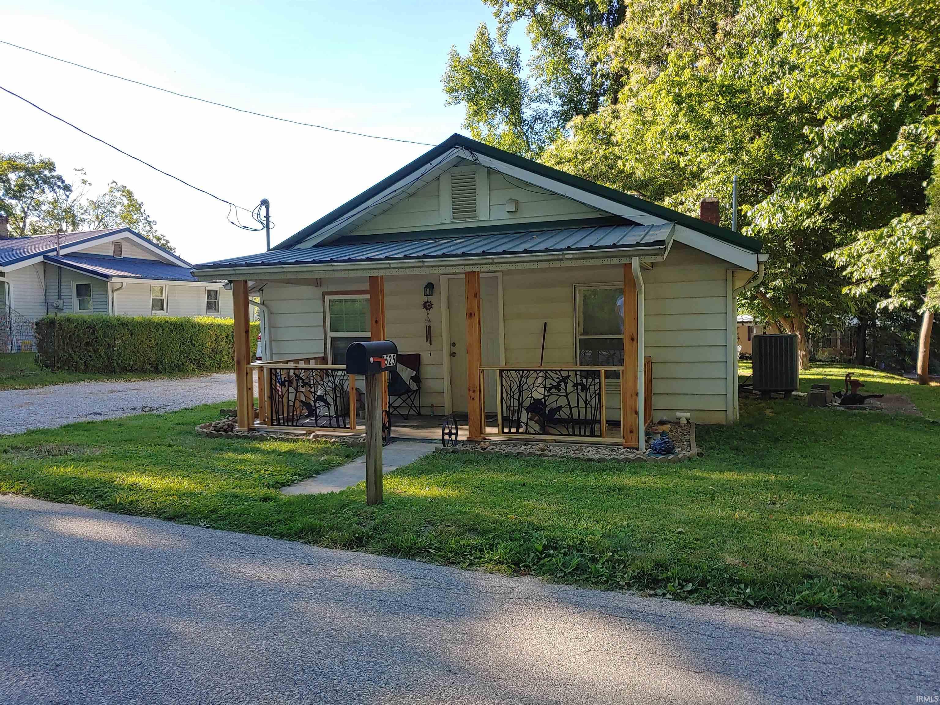 1525 East Rayletown Road Bloomington, IN 47401 - Photo 1 of 25