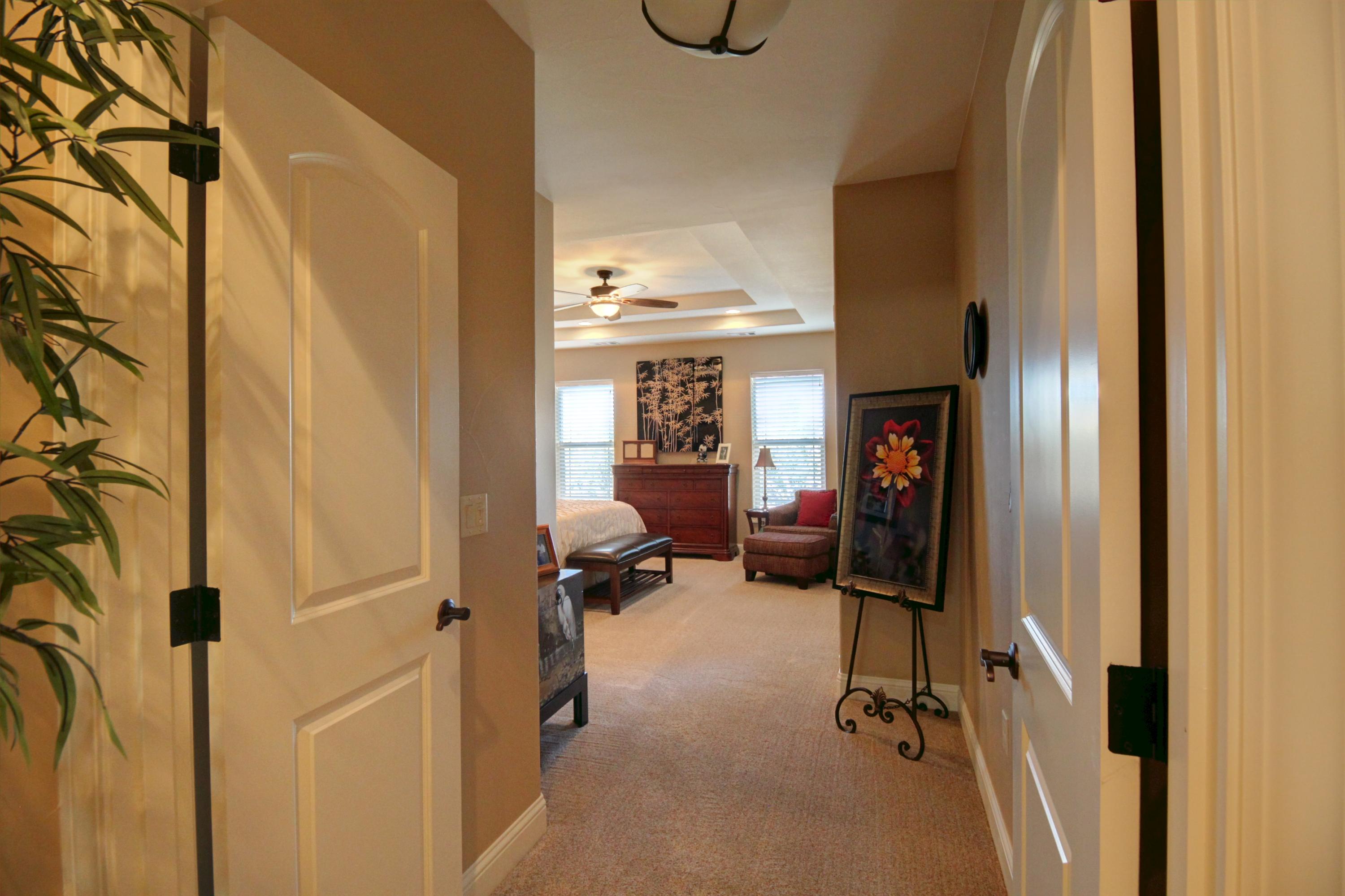 1327 Poppy Ridge Drive Eagle Point, OR 97524 - Photo 36 of 84 Master Suite