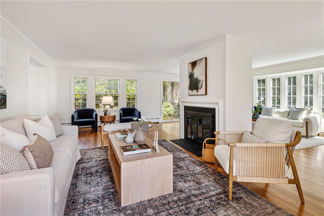 8 Harbour Road Barrington, RI 02806 - Photo 12 of 42 Double sided LR