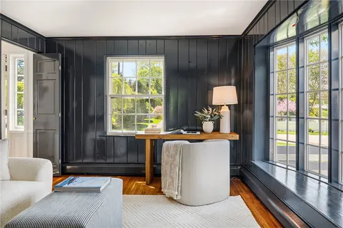 $1,845,000 | 8 Harbour Road, Barrington, RI 02806
