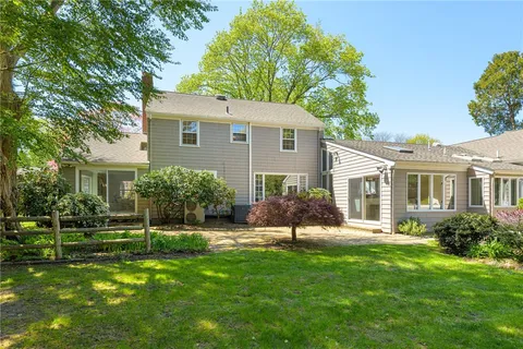 $1,845,000 | 8 Harbour Road, Barrington, RI 02806
