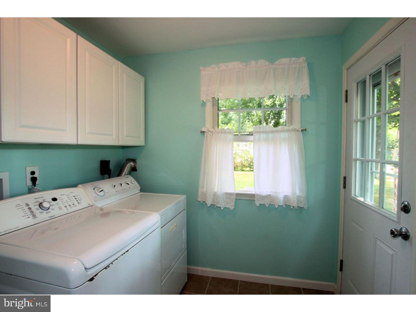 902 Gilman Road Horsham, PA 19044 - Photo 8 of 22 Remodeled laundry room
