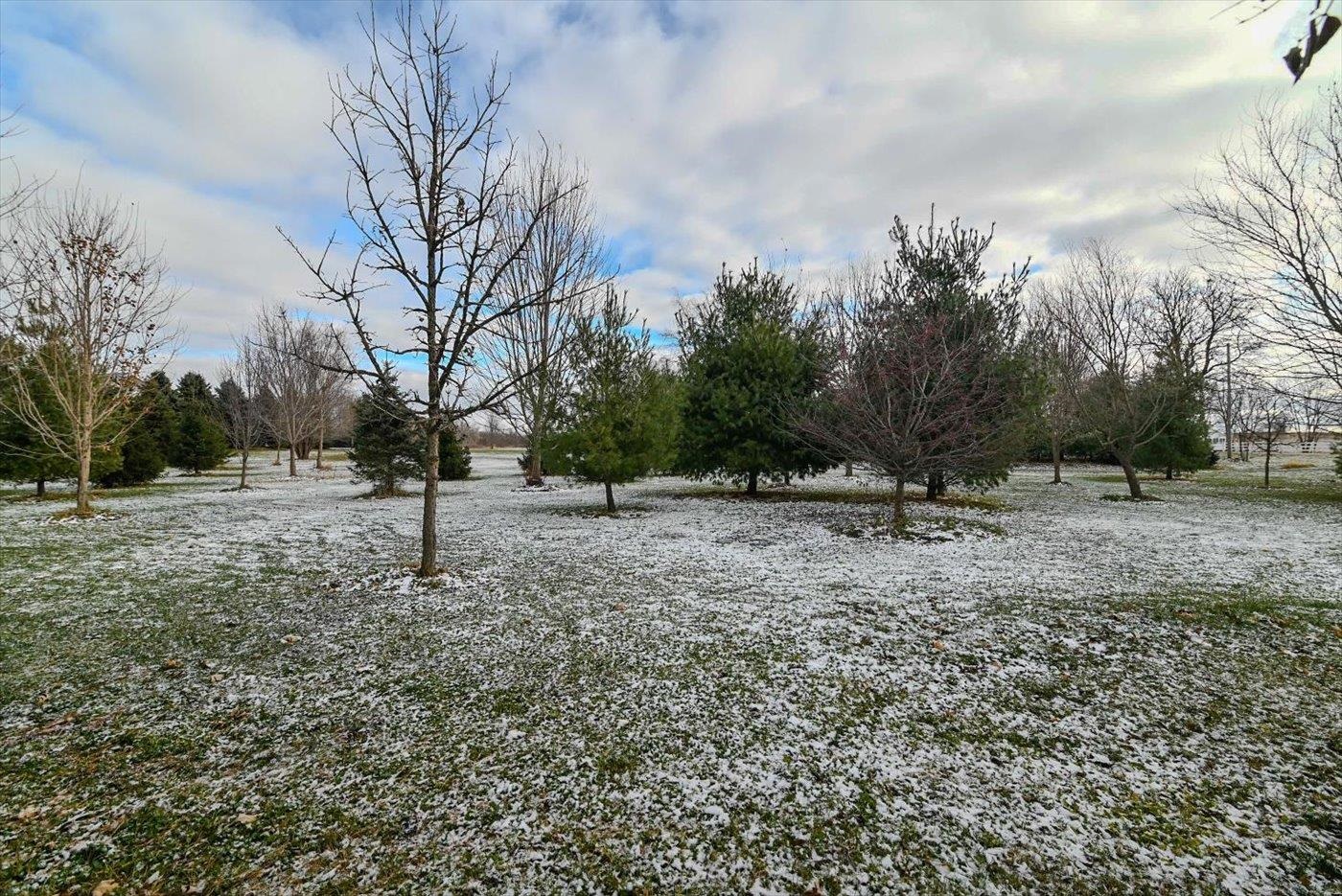 6415 South Windsor Prairie Road DeForest, WI 53532 - Photo 23 of 31