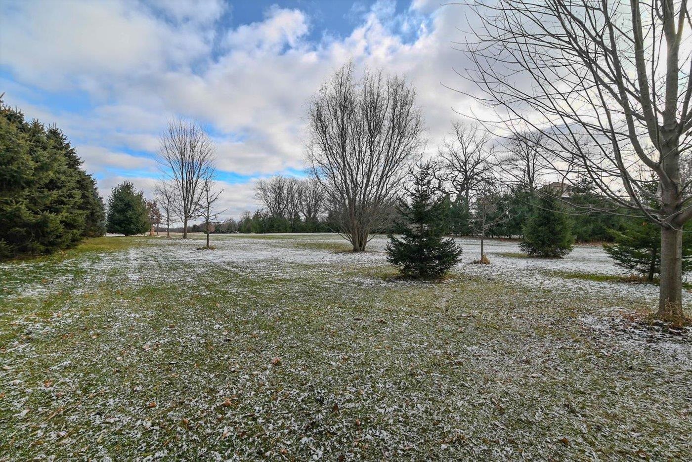 6415 South Windsor Prairie Road DeForest, WI 53532 - Photo 3 of 31