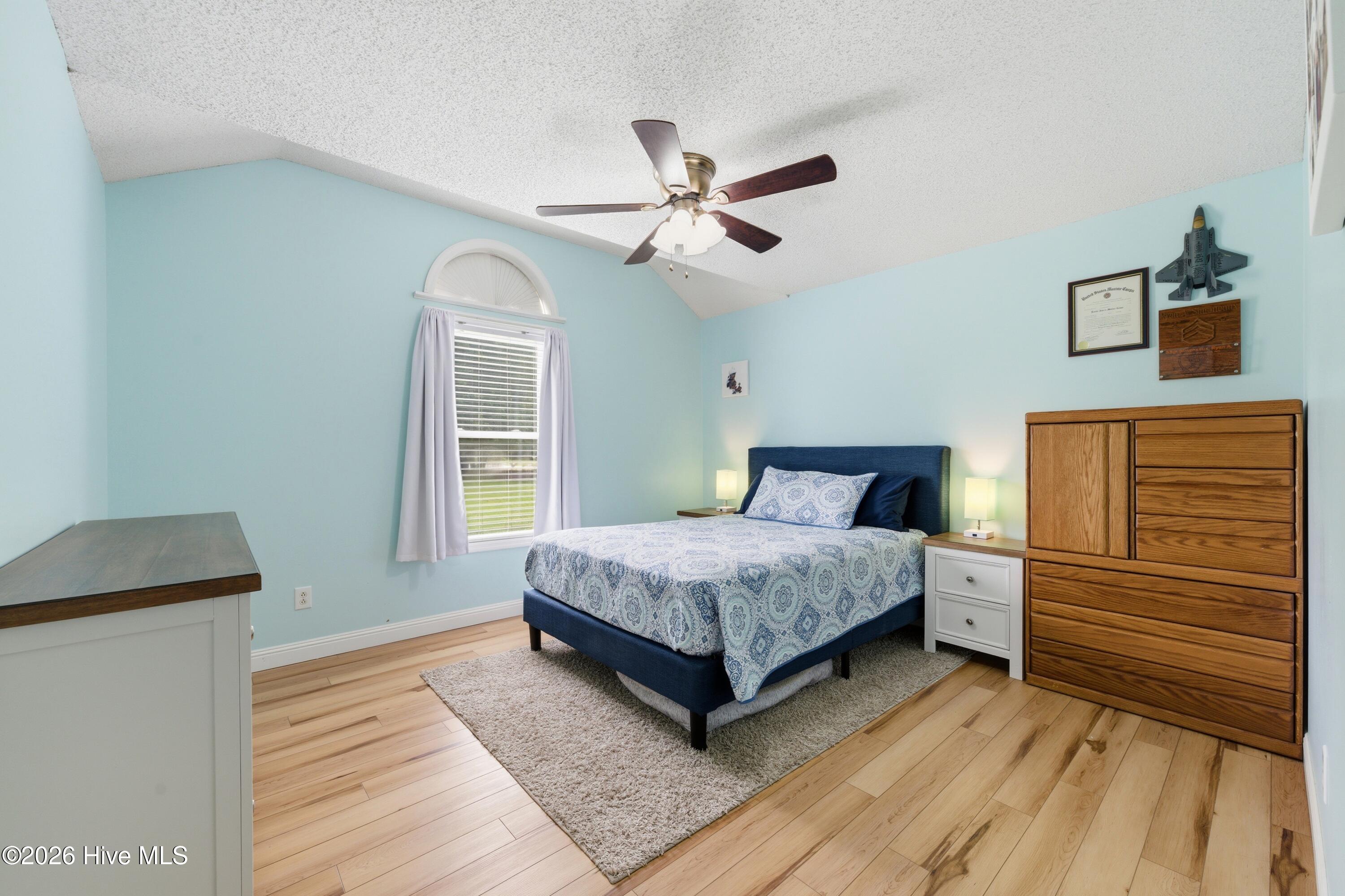 102 Tobacco Road New Bern, NC 28562 - Photo 27 of 37 Master Bedroom