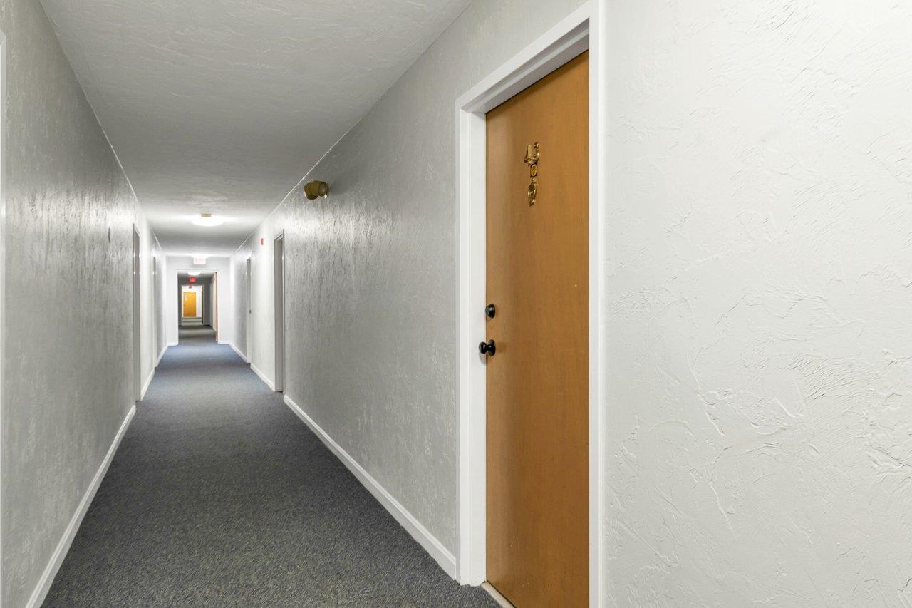 210 Brook Village Road, Unit 43 Nashua, NH 03062 - Photo 17 of 19