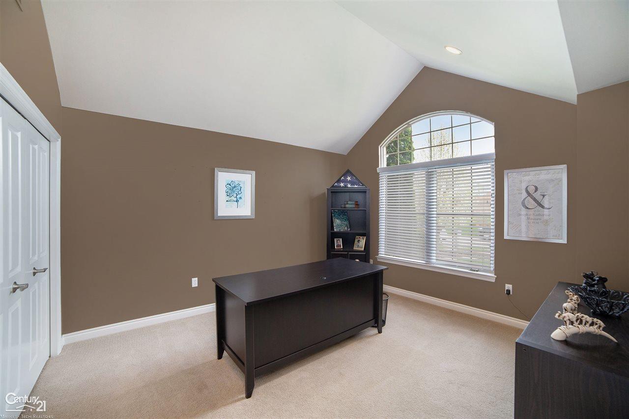 49533 Ishpeming Drive Chesterfield, MI 48047 - Photo 12 of 32