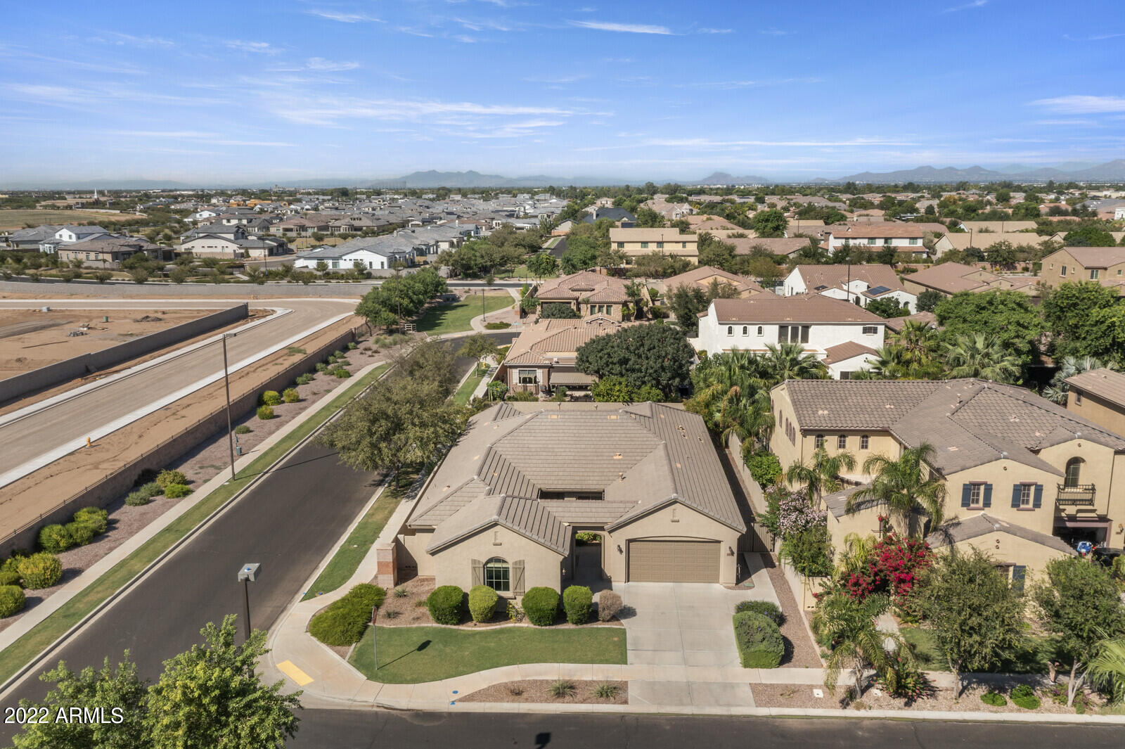 2810 East Blue Sage Road Gilbert, AZ 85297 - Photo 2 of 93 Premium corner lot in Stratland Estates