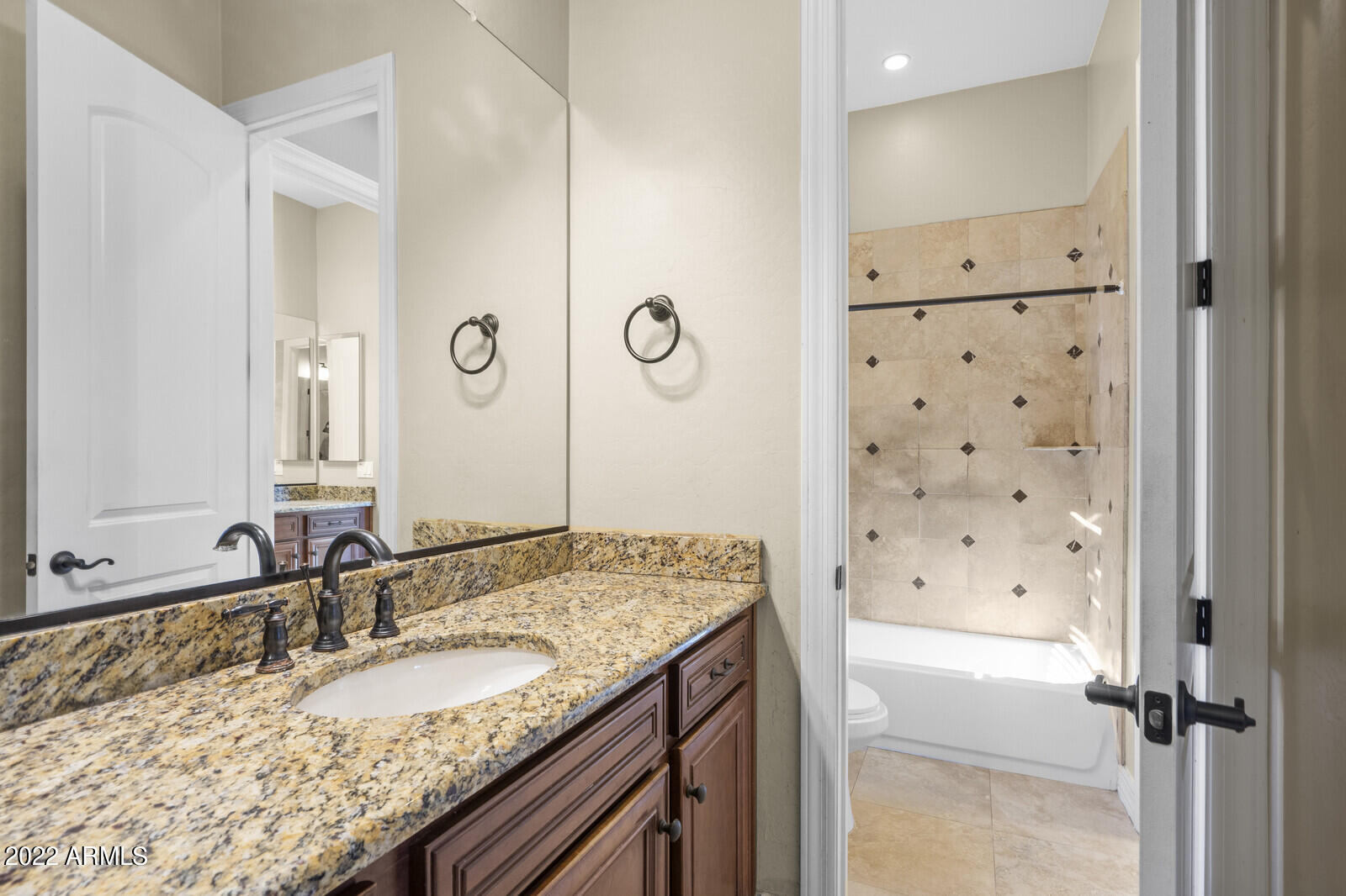 2810 East Blue Sage Road Gilbert, AZ 85297 - Photo 41 of 93 Shared bath between beds 2 and 3