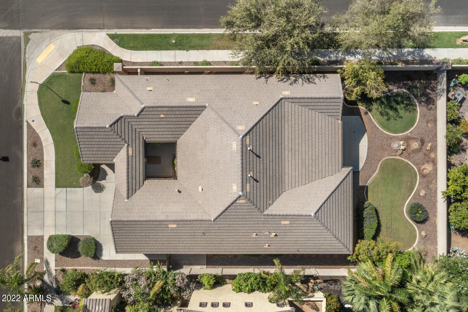 2810 East Blue Sage Road Gilbert, AZ 85297 - Photo 68 of 93 Original owner has treasured this home