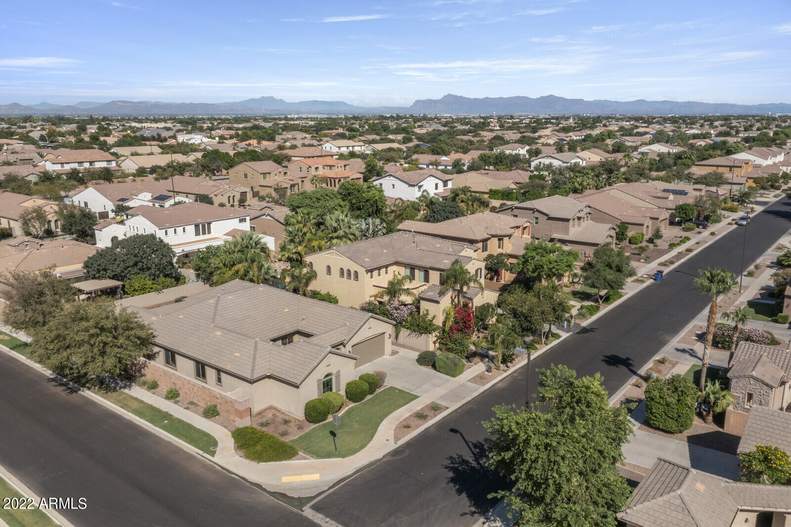 2810 East Blue Sage Road Gilbert, AZ 85297 - Photo 69 of 93 Corner lot in Stratland Estates