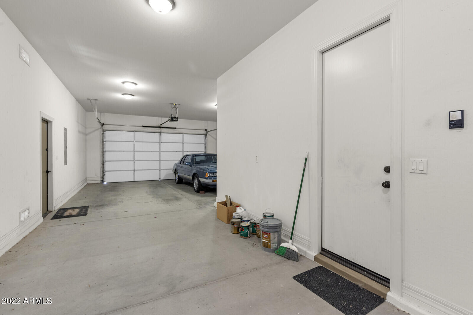 2810 East Blue Sage Road Gilbert, AZ 85297 - Photo 89 of 93 Inside tandem 3 car garage