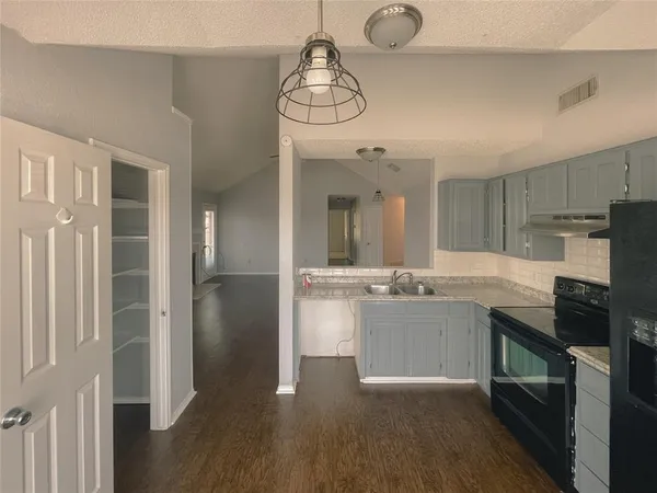 $1,650 | 10216 Pack Saddle Court, Fort Worth, TX 76108
