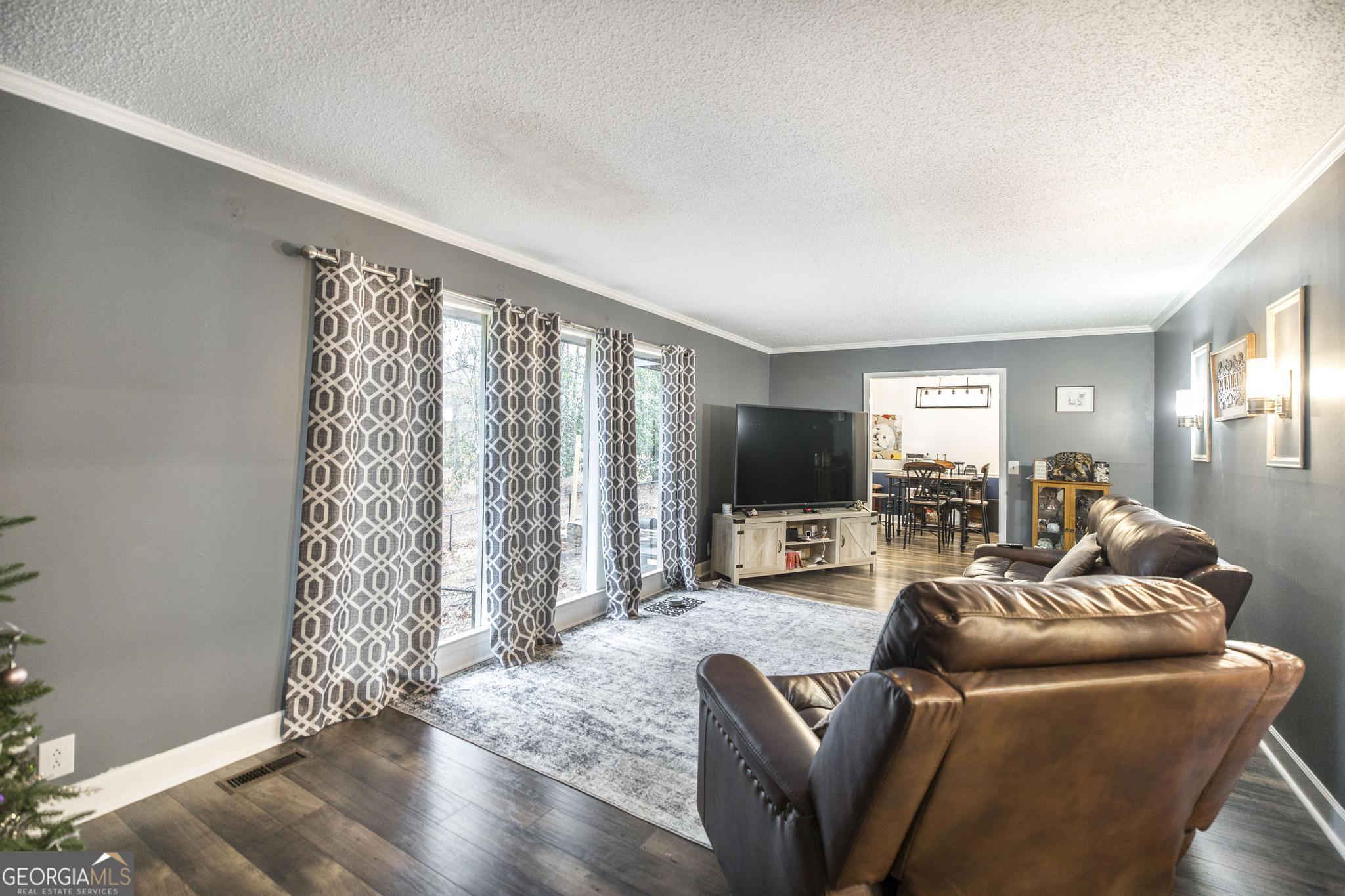 231 Waverly Drive Dublin, GA 31021 - Photo 9 of 37