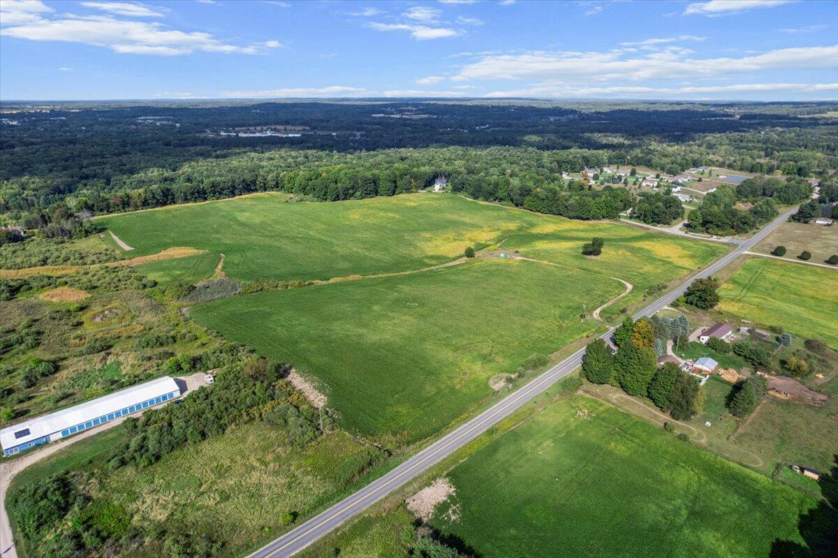 19400 14 Mile Road Big Rapids, MI 49307 - Photo 12 of 19 12