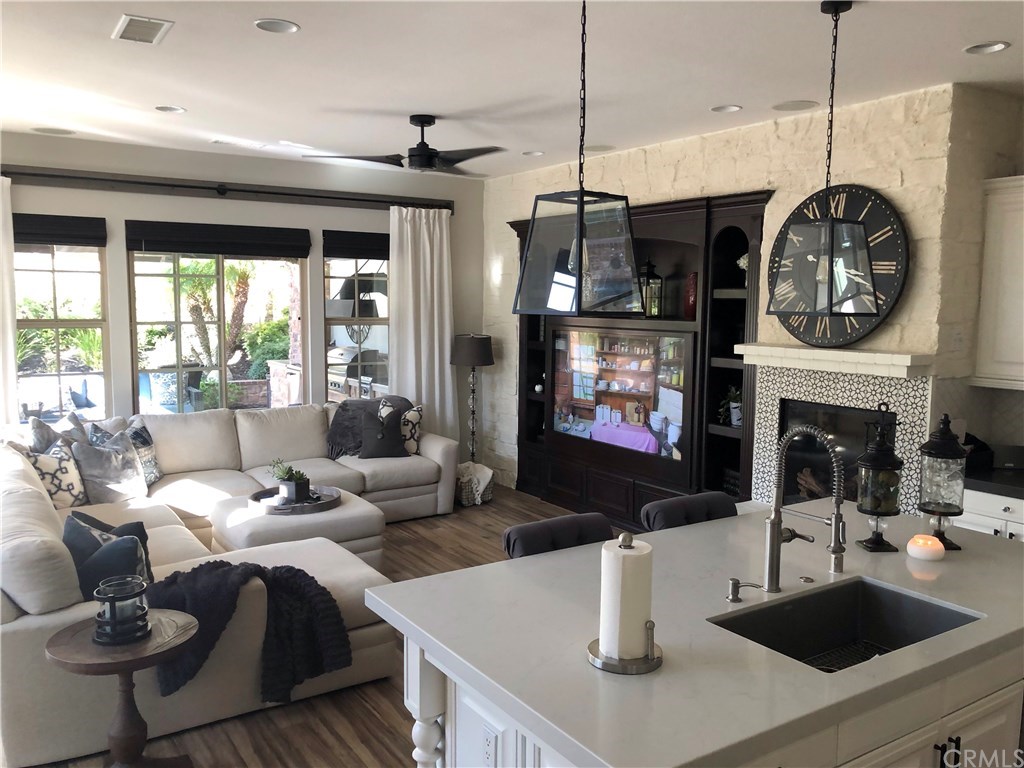 17 Julia Street Ladera Ranch, CA 92694 - Photo 5 of 22