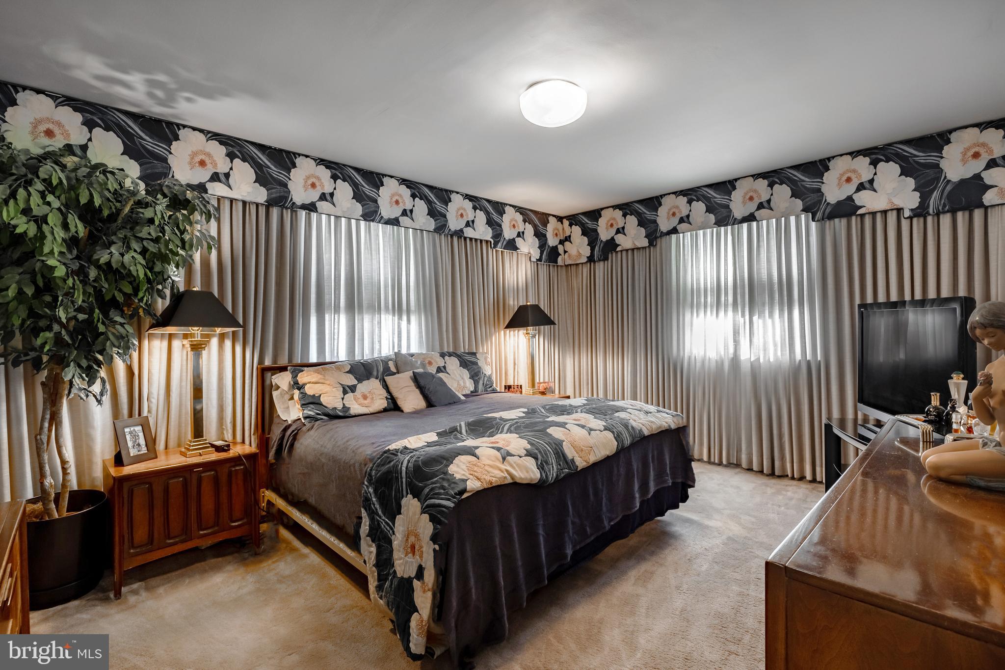 425 Rittenhouse Circle Havertown, PA 19083 - Photo 10 of 32 Gallery Image 10