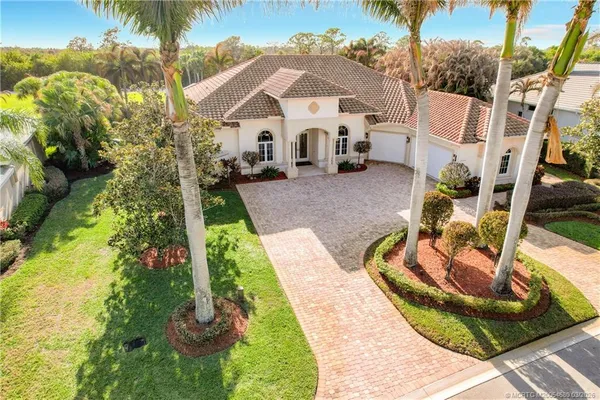 $2,300,000 | 11550 Southeast Plandome Drive, Hobe Sound, FL 33455