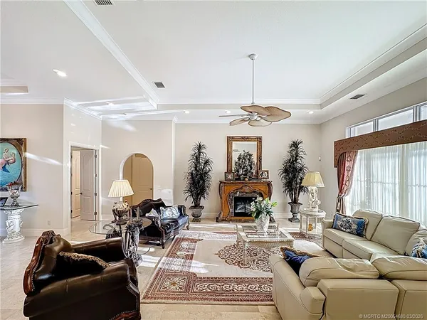 $2,300,000 | 11550 Southeast Plandome Drive, Hobe Sound, FL 33455