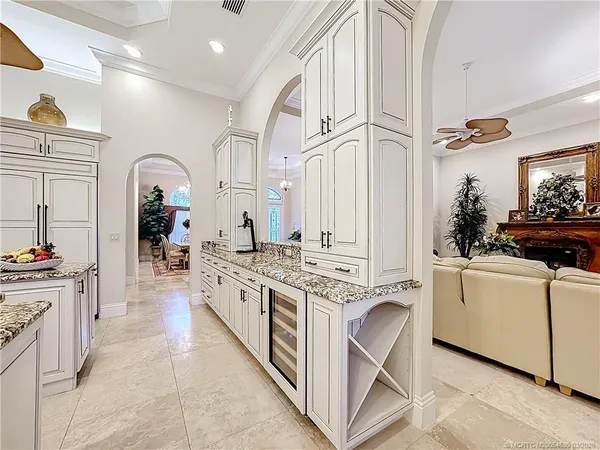 $2,300,000 | 11550 Southeast Plandome Drive, Hobe Sound, FL 33455