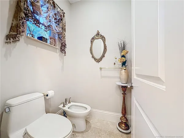 $2,300,000 | 11550 Southeast Plandome Drive, Hobe Sound, FL 33455