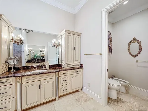 $2,300,000 | 11550 Southeast Plandome Drive, Hobe Sound, FL 33455