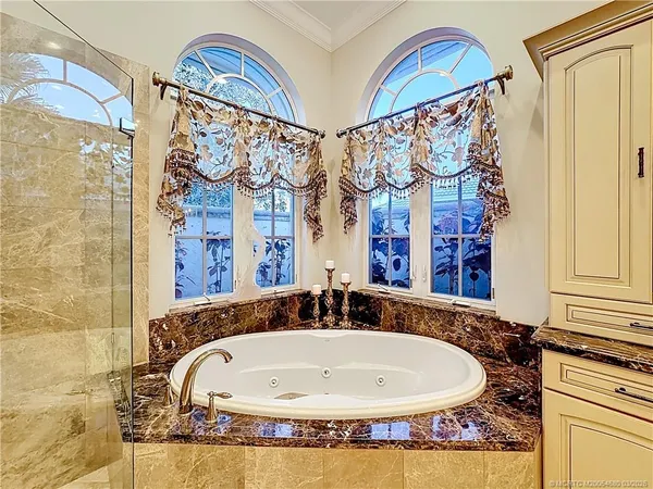 $2,300,000 | 11550 Southeast Plandome Drive, Hobe Sound, FL 33455