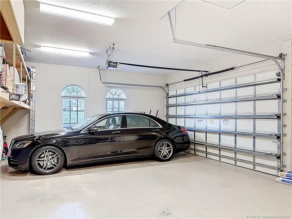 $2,300,000 | 11550 Southeast Plandome Drive, Hobe Sound, FL 33455