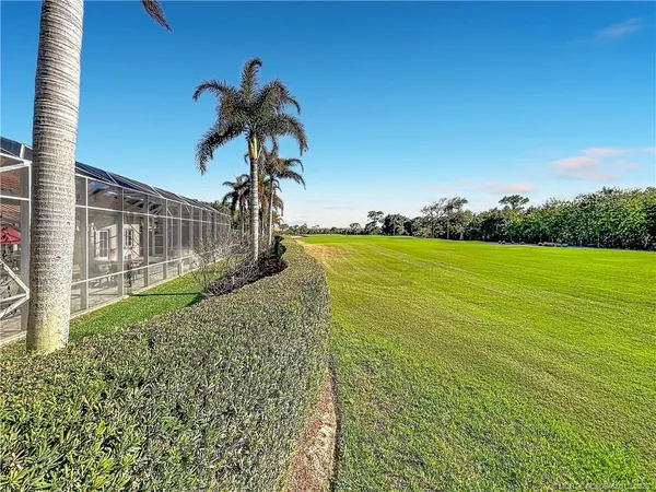 $2,300,000 | 11550 Southeast Plandome Drive, Hobe Sound, FL 33455