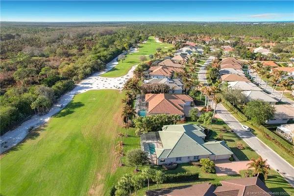 $2,300,000 | 11550 Southeast Plandome Drive, Hobe Sound, FL 33455