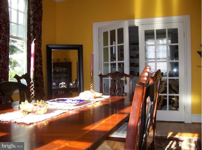 1013 Windsor Road Pikesville, MD 21208 - Photo 10 of 27 Dining Room