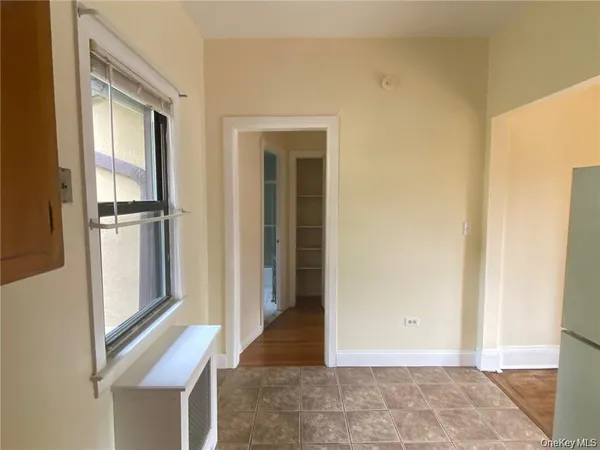 $2,200 | 176 Colonial Parkway, Unit 2N, Yonkers, NY 10710