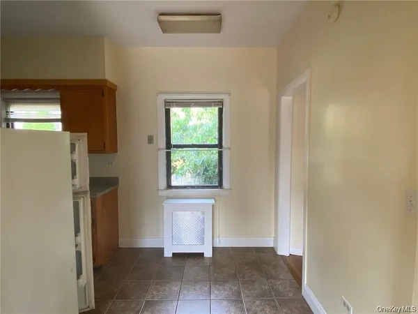$2,200 | 176 Colonial Parkway, Unit 2N, Yonkers, NY 10710