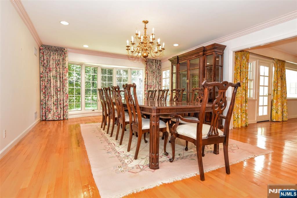 3 Split Rock Road Upper Saddle River, NJ 07458 - Photo 13 of 41 Gallery Image 13