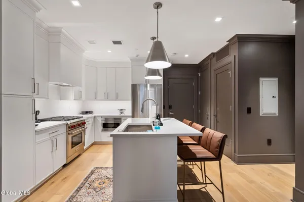 $5,500 | 19 Washington Street, Unit 252 B2, Saratoga Springs, NY 12866