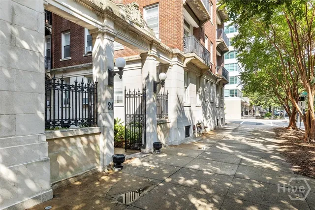$464,000 | 24 East Liberty, Unit 42, Savannah, GA 31401