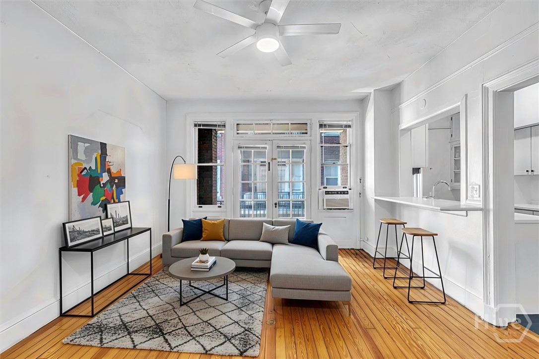 24 East Liberty, Unit 42 Savannah, GA 31401 - Photo 6 of 44 virtual staging