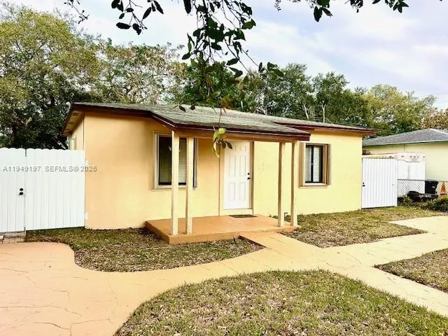 $328,500 | 832 Northwest 16th Terrace, Fort Lauderdale, FL 33311