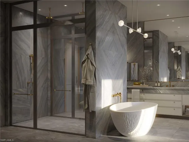 $50,000,000 | 1611 Gulf Shore Boulevard North, Unit PH5, Naples, FL 34102