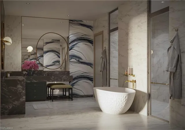 $50,000,000 | 1611 Gulf Shore Boulevard North, Unit PH5, Naples, FL 34102