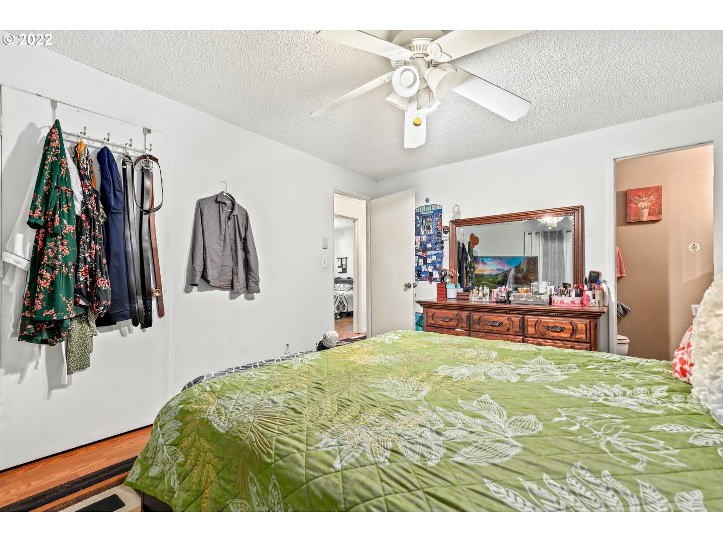 12165 Southwest Cheshire Road Beaverton, OR 97008 - Photo 12 of 32 Gallery Image 12