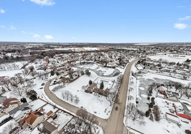 $275,000 | 1011 Sandpiper Court, Bartlett, IL 60103