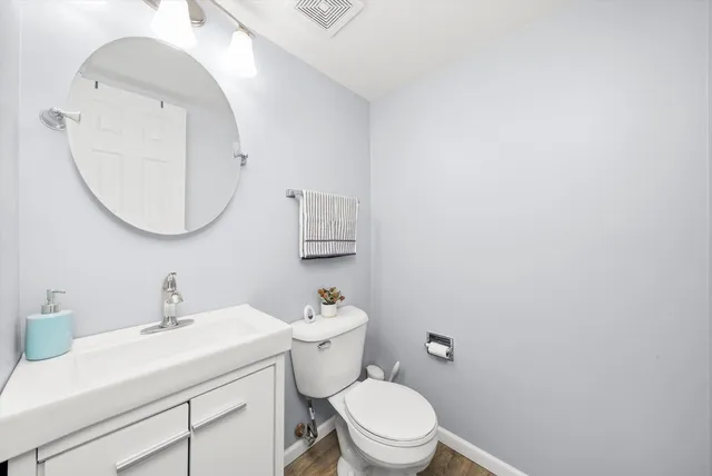 $275,000 | 1011 Sandpiper Court, Bartlett, IL 60103