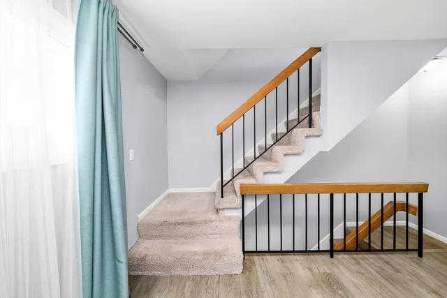 $275,000 | 1011 Sandpiper Court, Bartlett, IL 60103