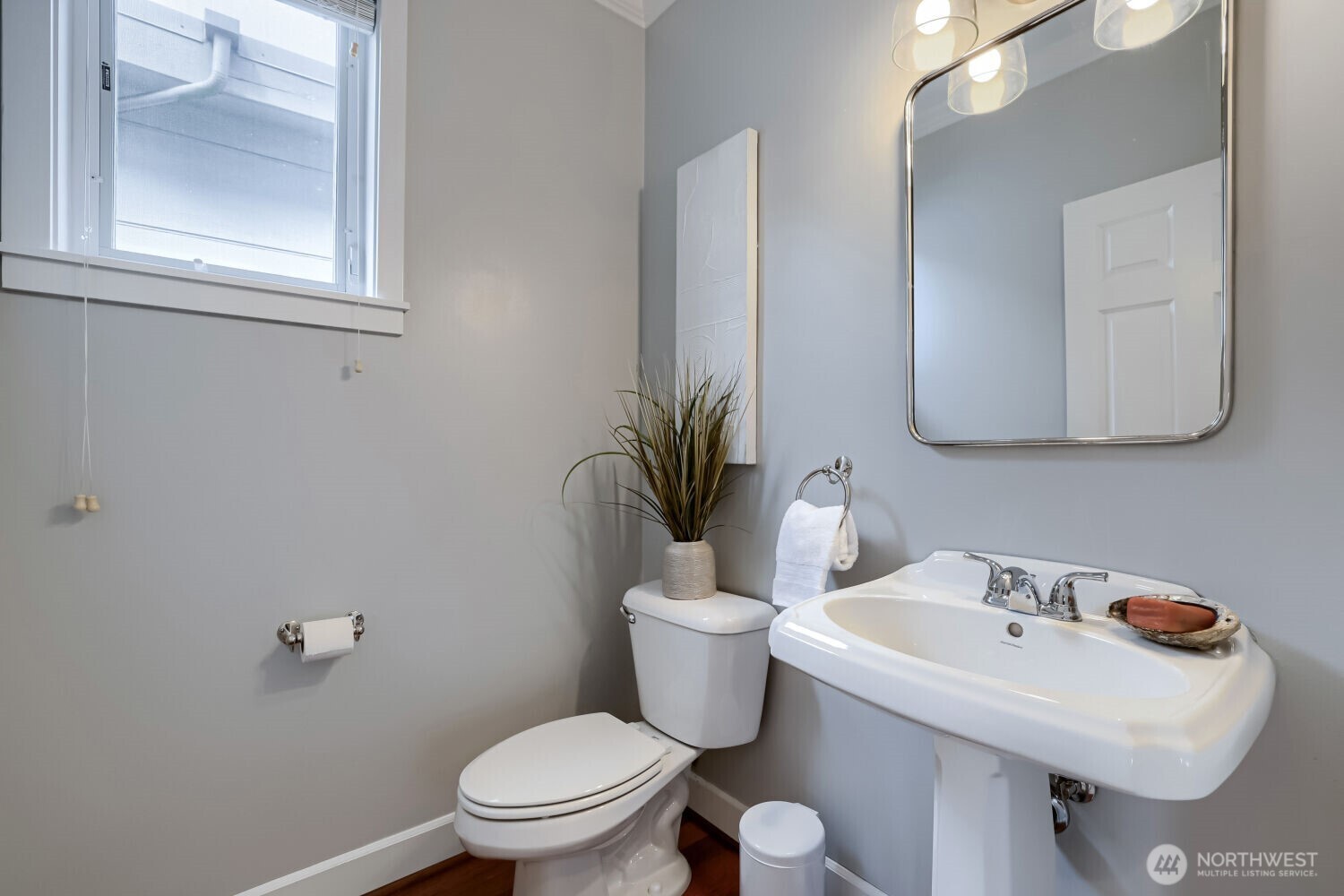 721 North 79th Street Seattle, WA 98103 - Photo 12 of 33